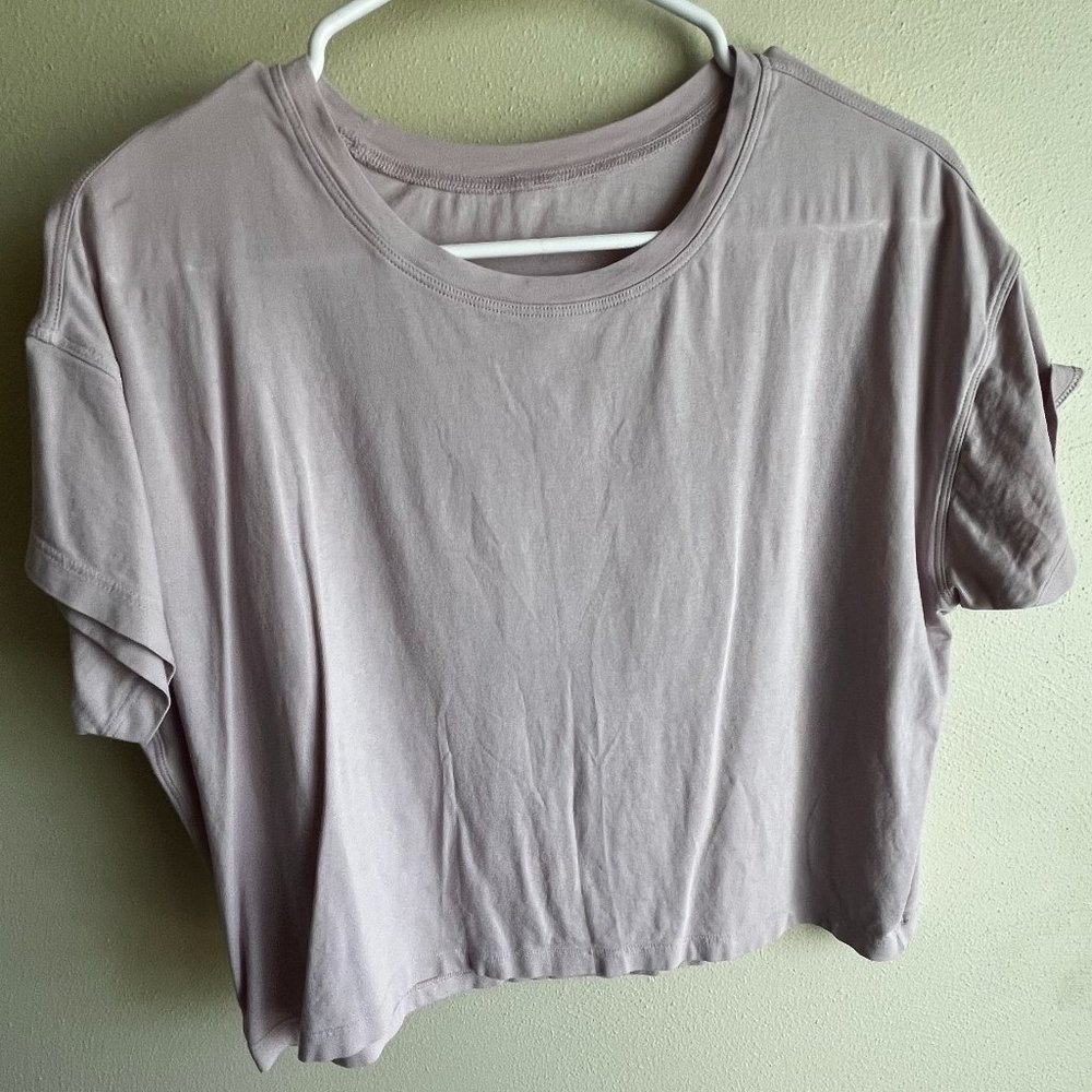 Lululemon Cates t-shirt